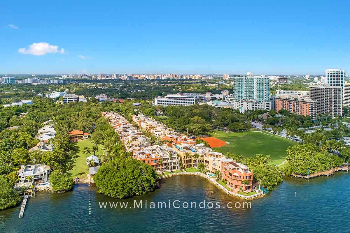 Cloisters on the Bay Condos in Coconut Grove