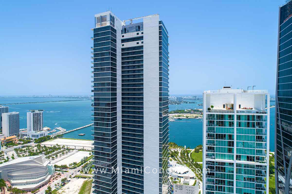 Marquis Condo Tower in Downtown Miami