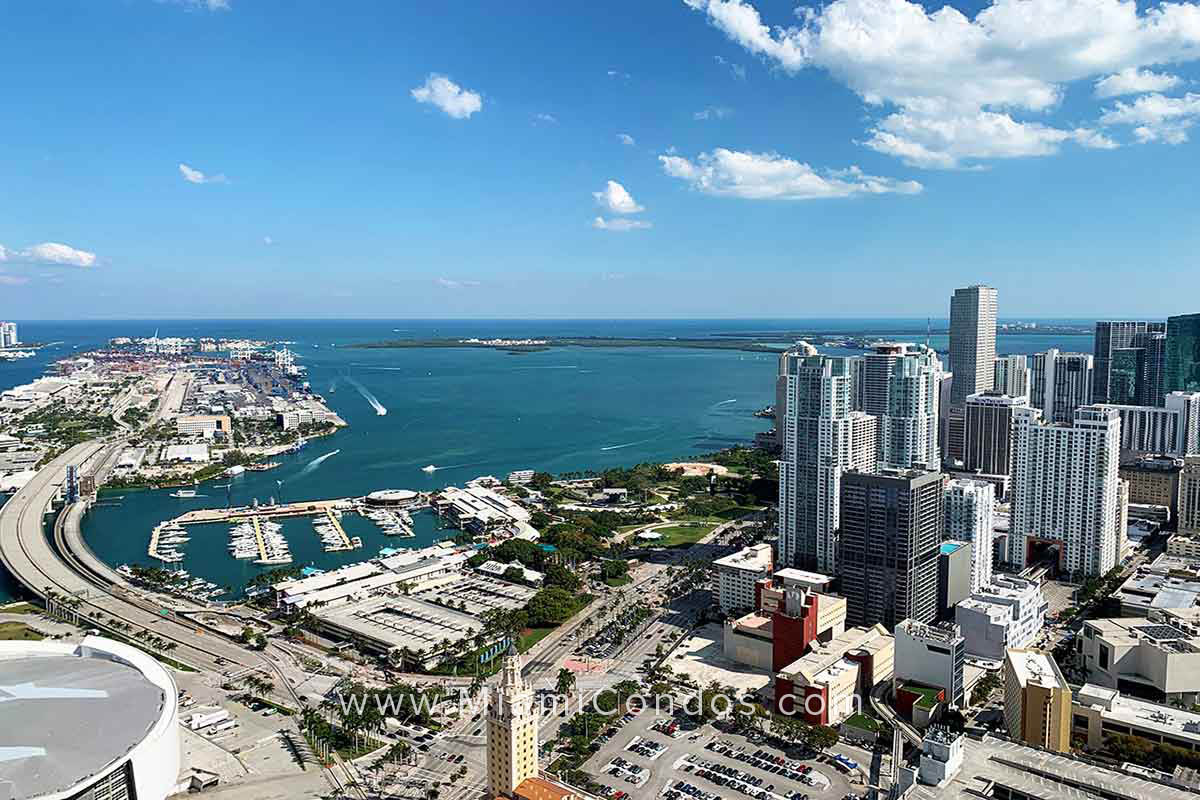 Paramount Miami Worldcenter Condos in Downtown Miami Views