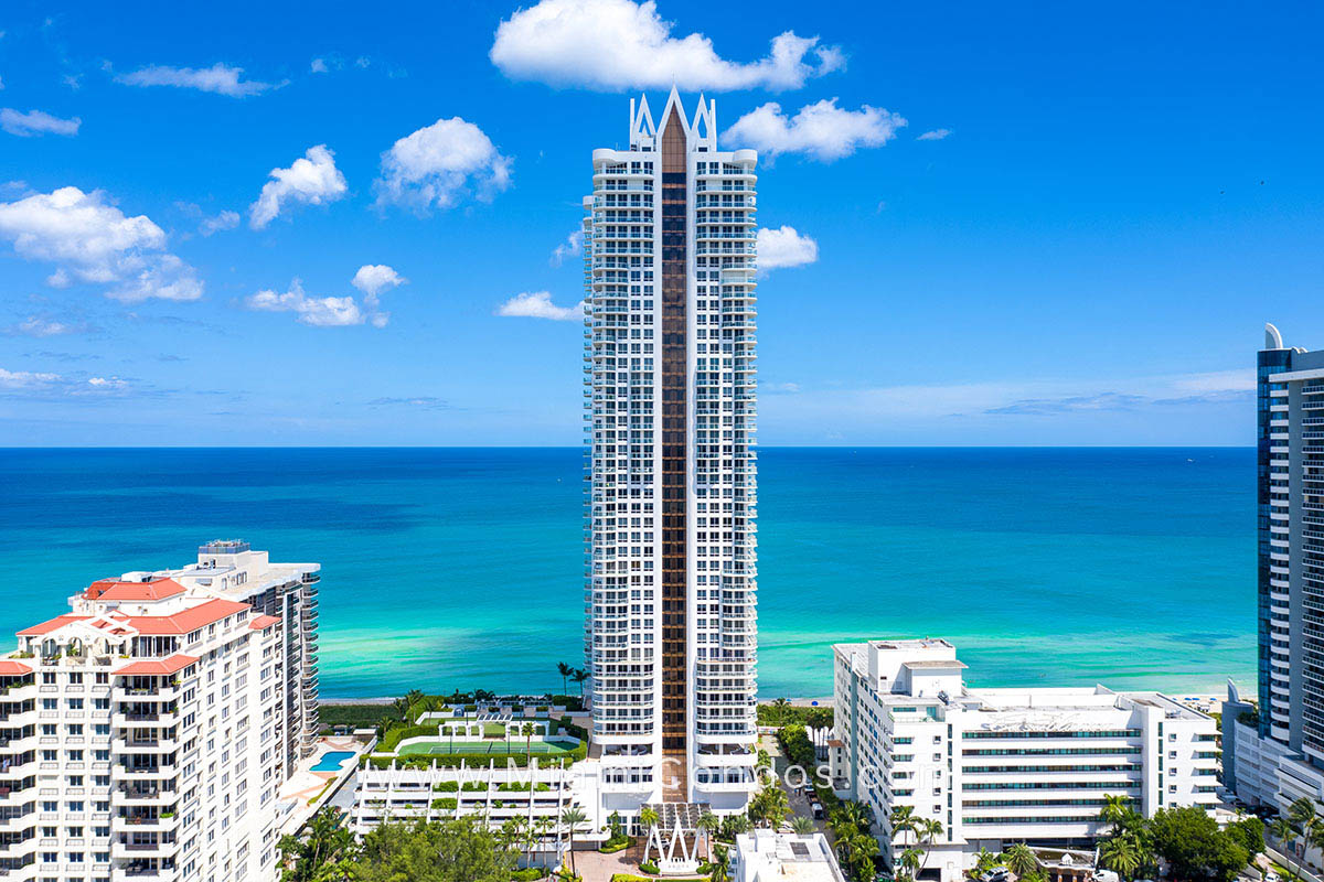 Akoya Miami Beach