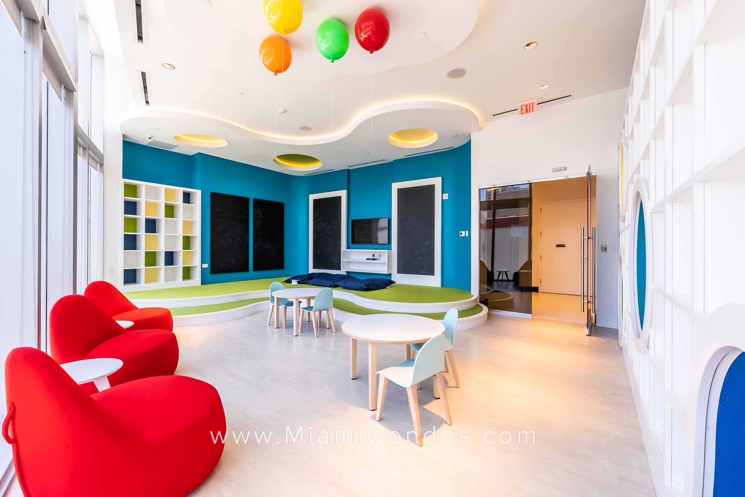Paramount Miami Worldcenter Kid's Play Room