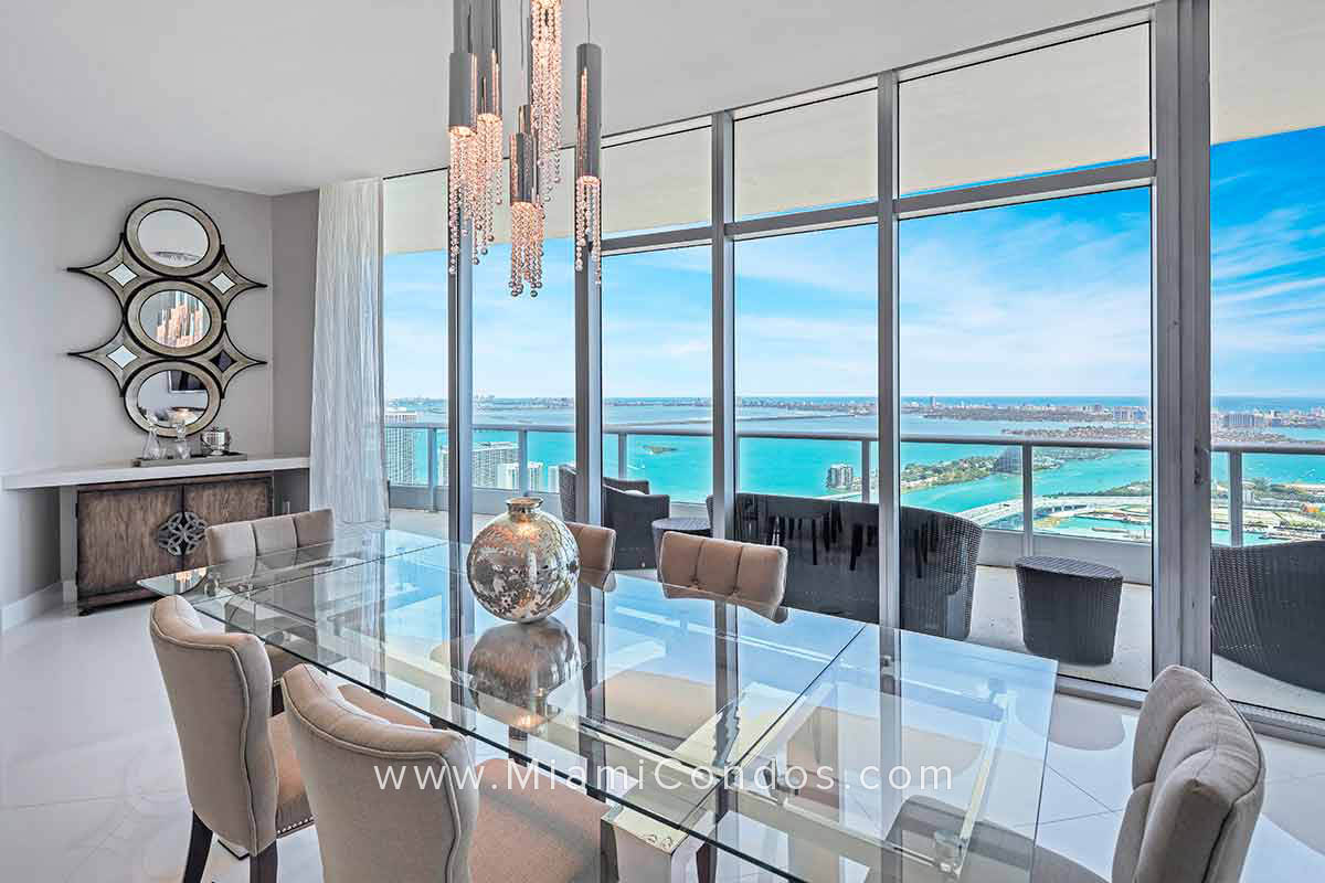 900 Biscayne Bay Condos Dining Room