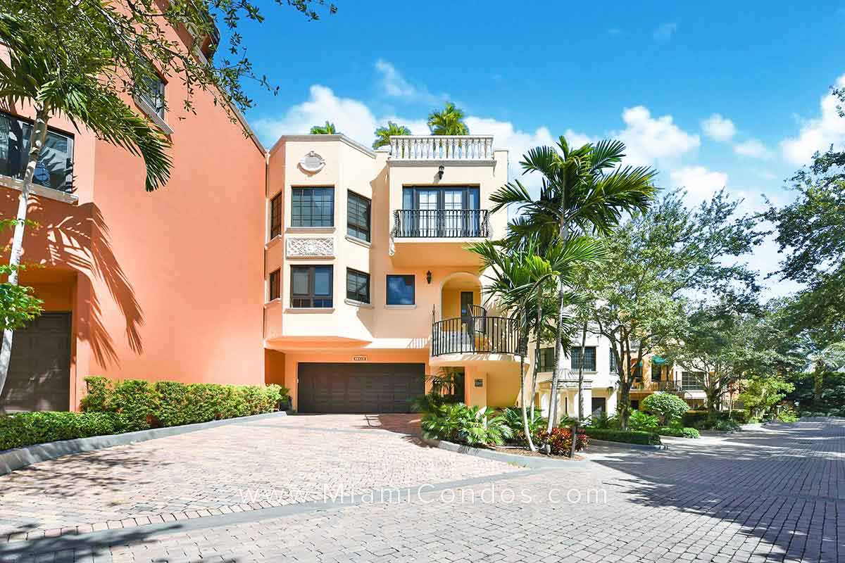 Cloisters on the Bay Condo Townhouse