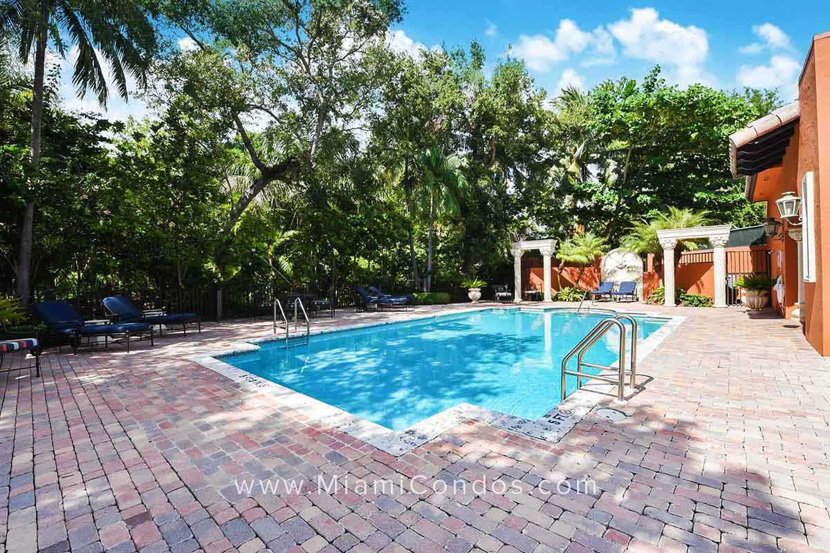 Cloisters on the Bay Community Pool