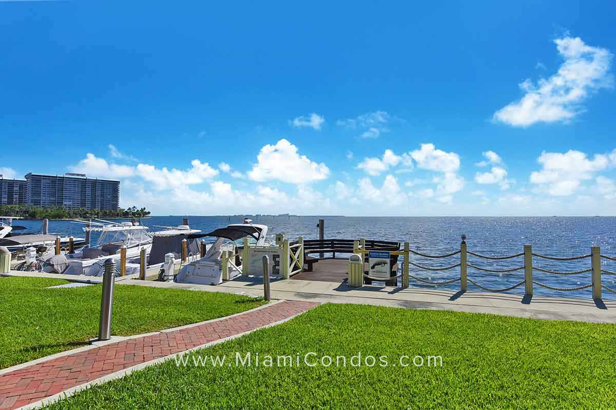 L'Hermitage Villas Boat Docks