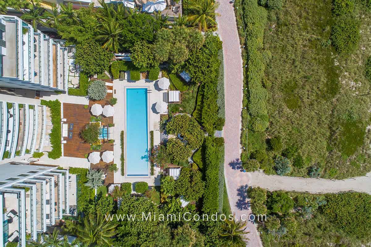 Ocean House South Beach Condos Pooldeck