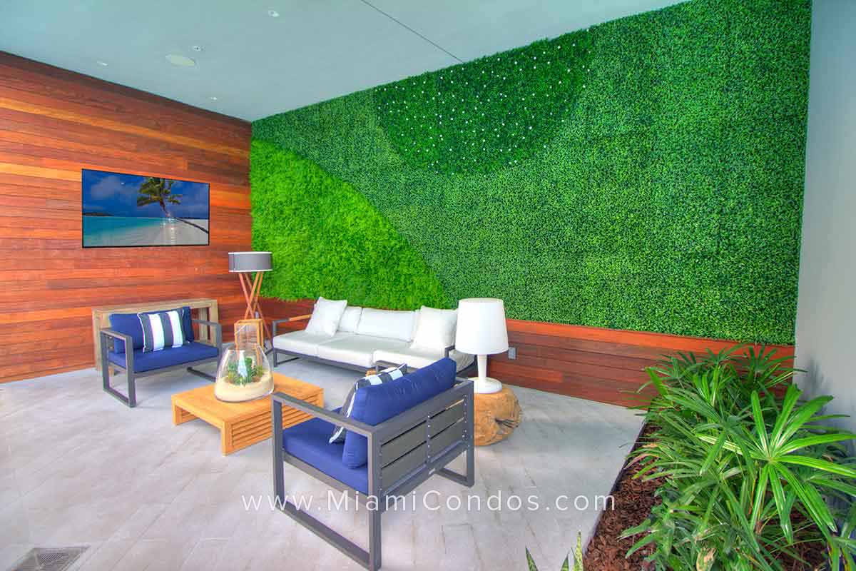 Park Grove Condos in Coconut Grove - Pool Cabana