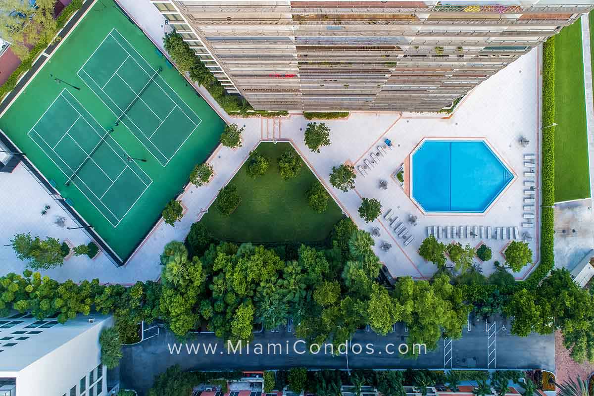 Yacht Harbour Condo Amenities