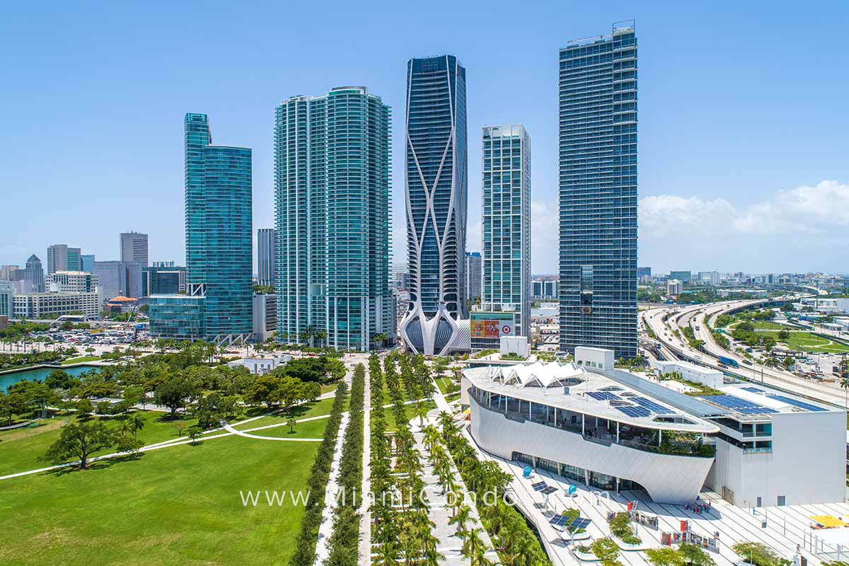 Museum Park and Frost Science Museum in Downtown Miami, Florida