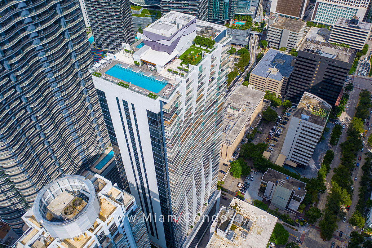 1010 Brickell Condos Rooftop Pool