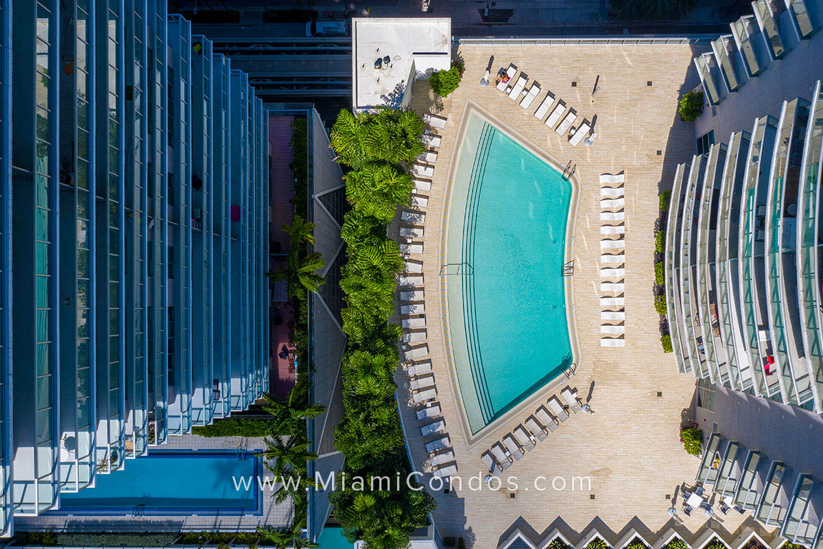 1100 Millecento Condos Swimming Pool