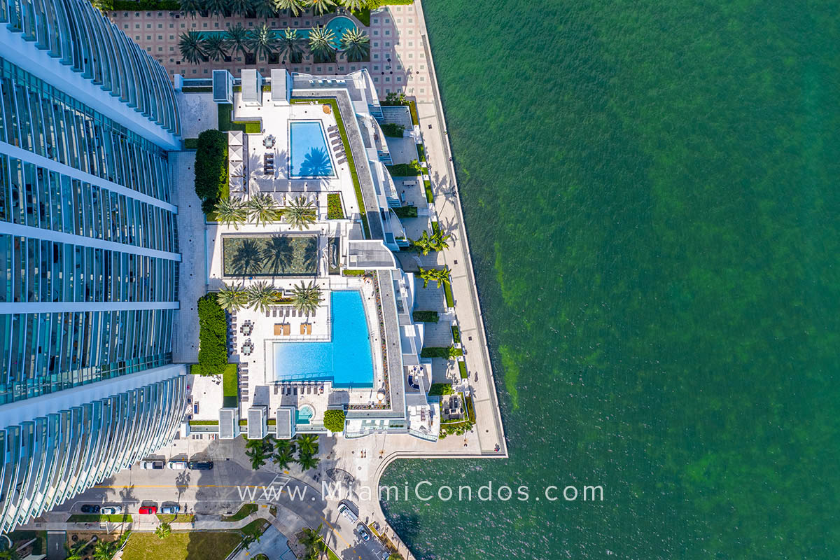 Jade at Brickell Bay Pool