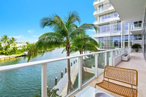 Ritz-Carlton Residences Miami Beach Terrace