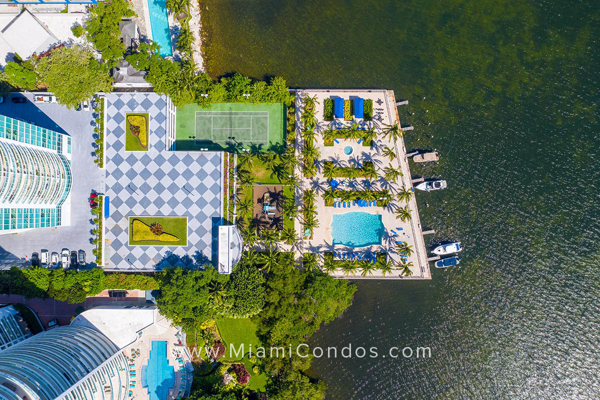 Skyline on Brickell Condos Pool and Amenities