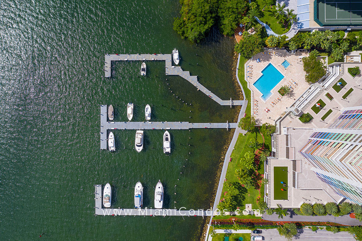 Villa Regina Brickell Pool and Marina