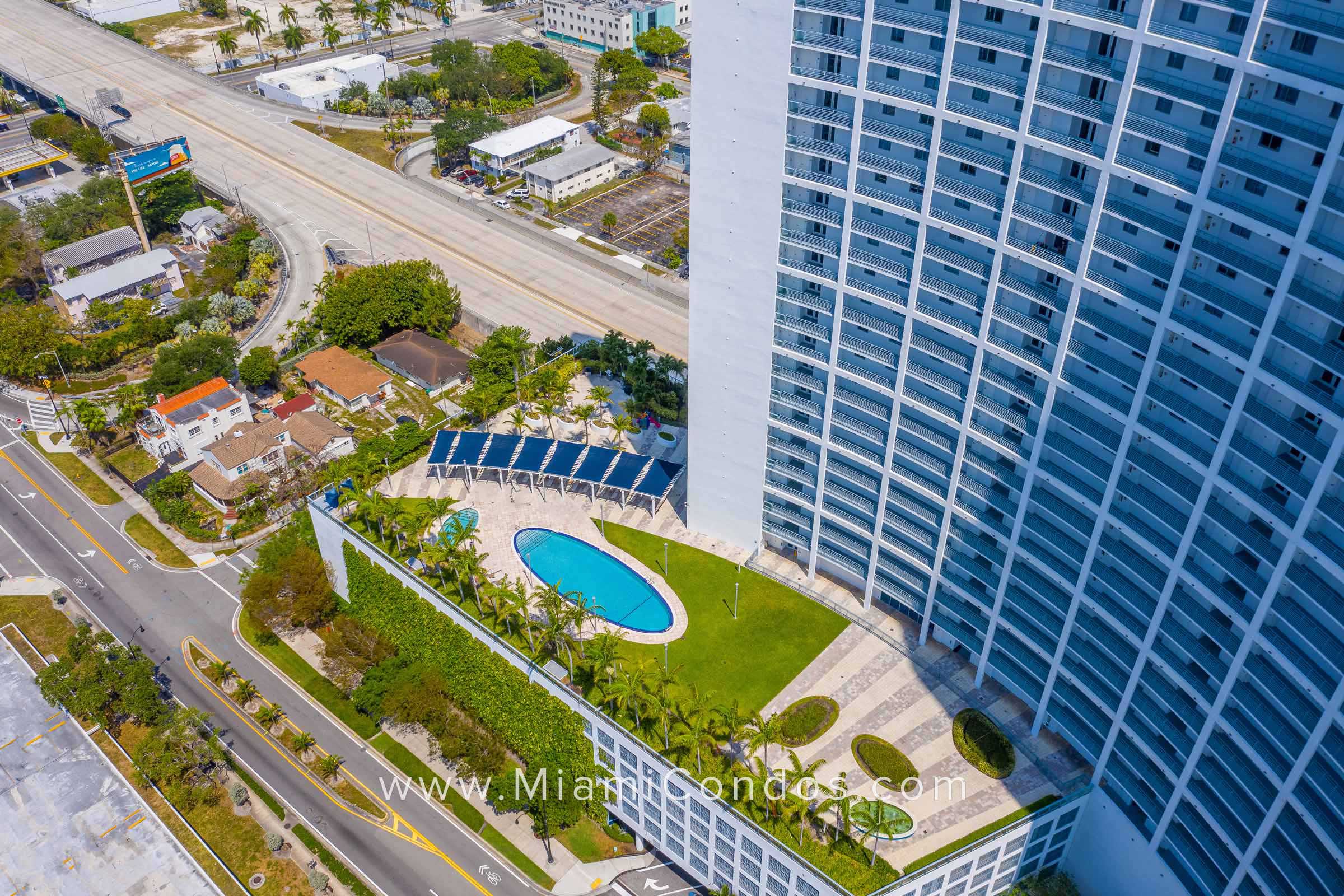 Blue Condominium Amenity Deck