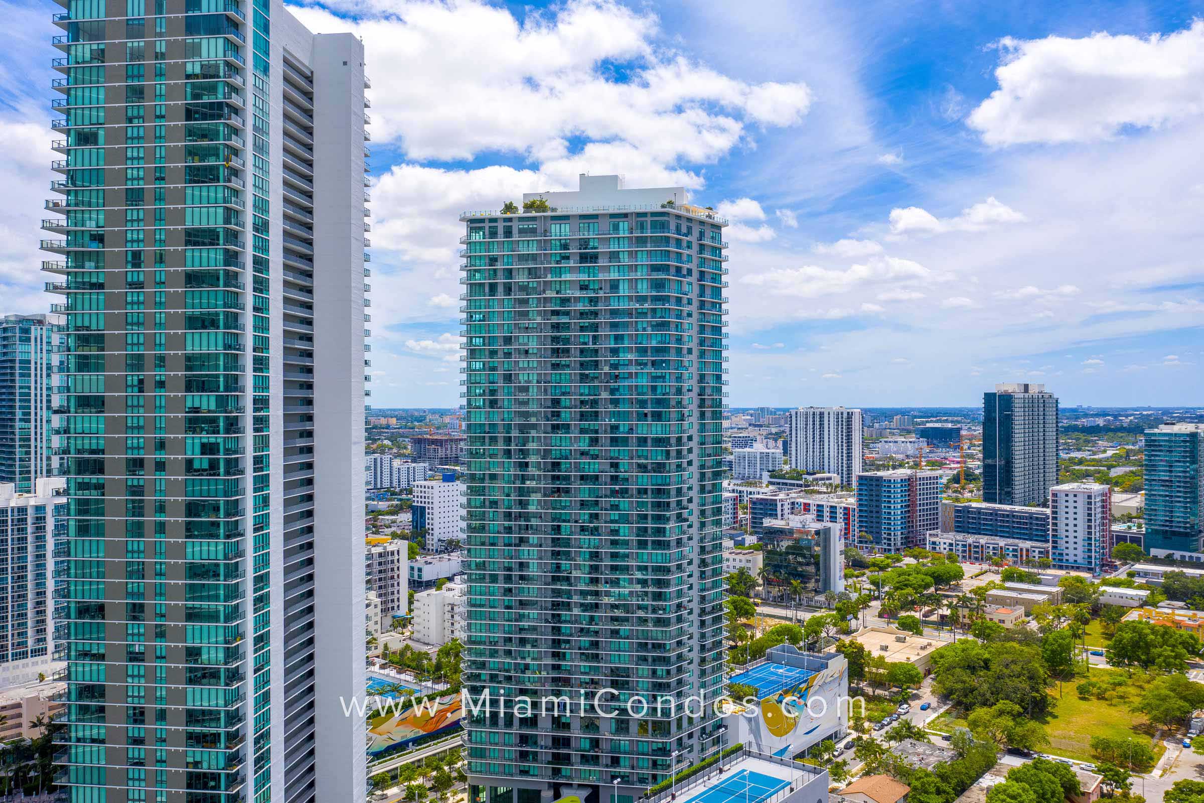 Paraiso Bayviews Condos in Edgewater