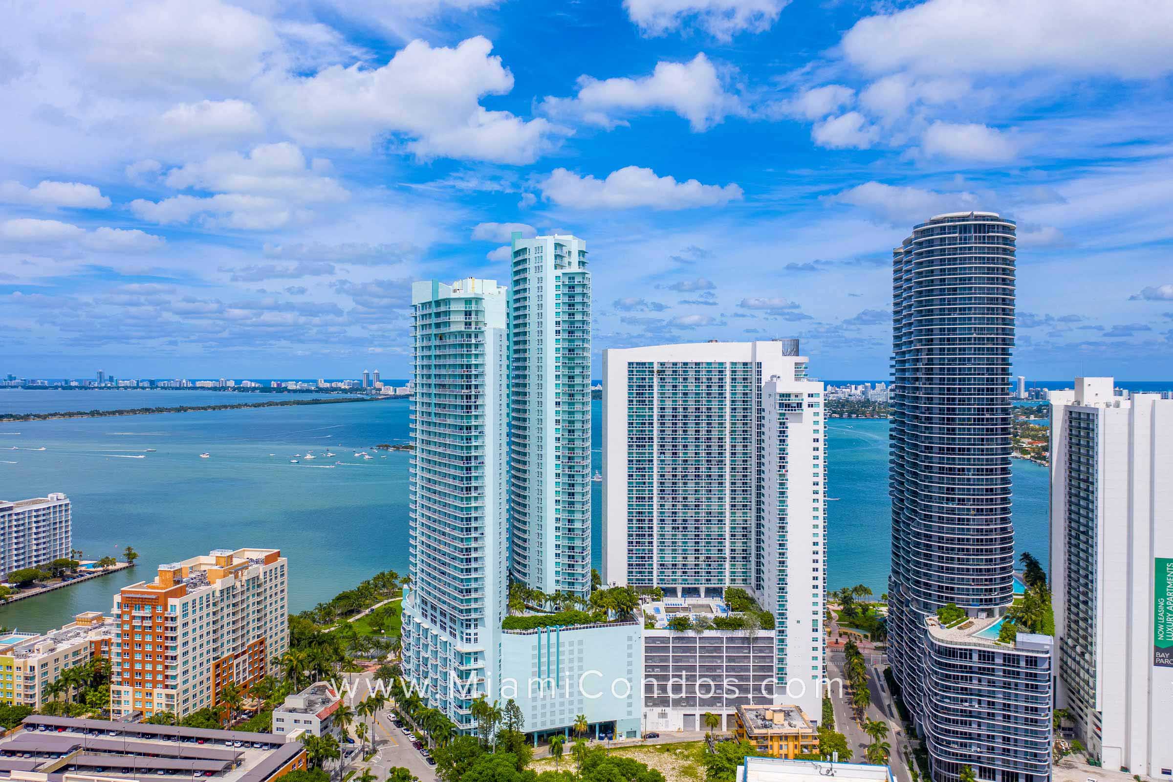 Quantum on the Bay Condos Skyline