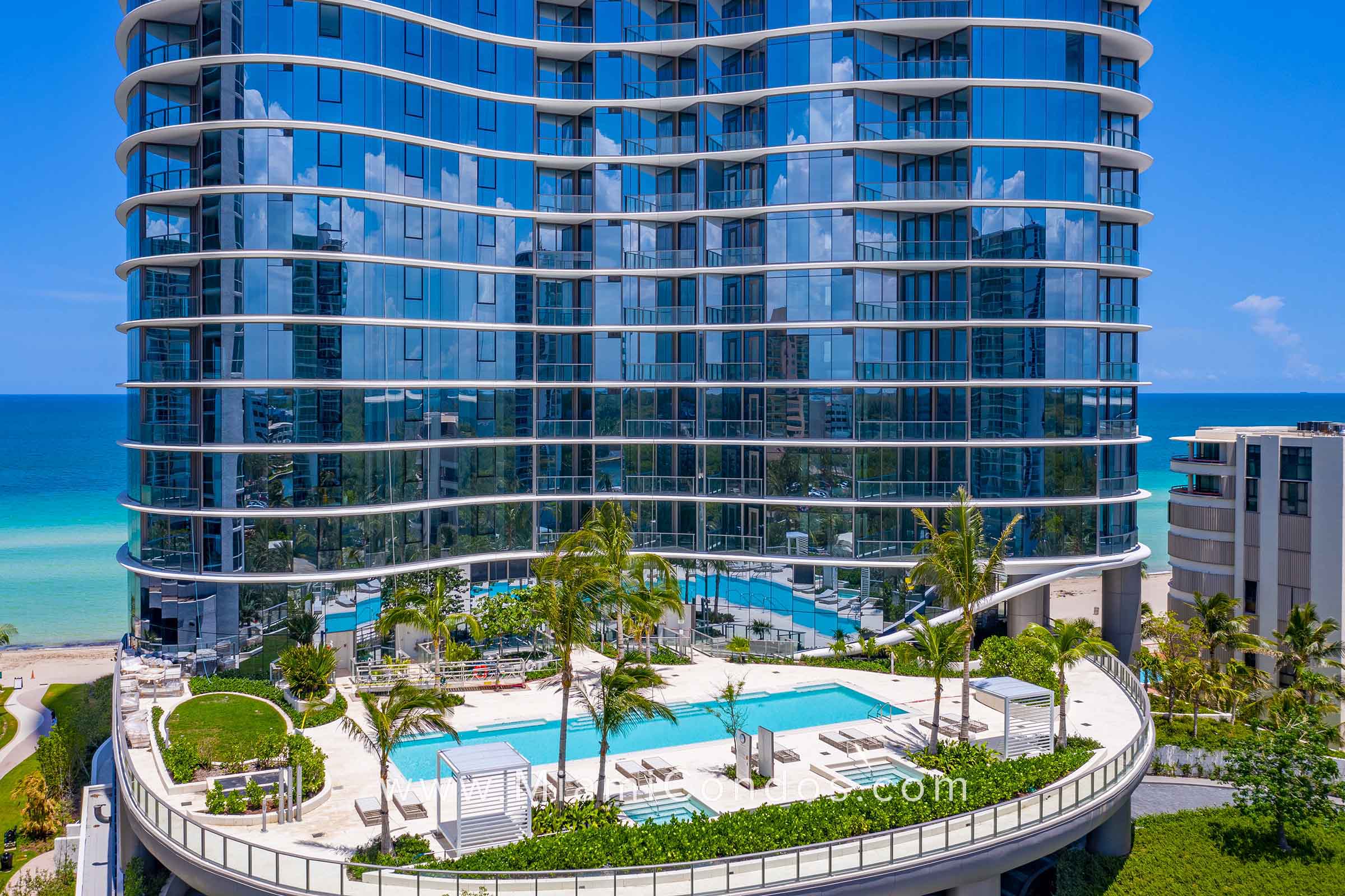 Ritz-Carlton Sunny Isles Beach Pool Deck